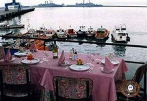  Turismo en Chile en Valpara&iacute;so |  RESTAURANT BOTE SALVAVIDAS, PATRIMONIO GASTRONOMICO DE LA V REGION