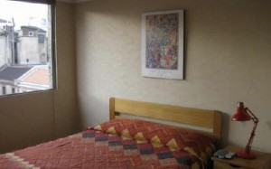 carmen Turismo en Chile en Santiago |  2 dormit con estacionamiento deptos amoblados en stgo centro, Metro universidad de chile 2 cuadras del metro