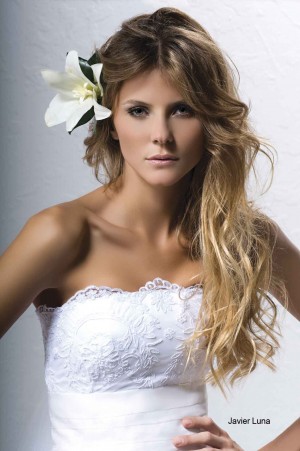 WILMA FUENTES STUDER Turismo en Chile en Santiago |  Especialista peinados y maquillaje a domicilio en santiago, Novias, madrinas, gradauciones