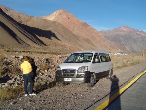 N&eacute;stor Guerrero Turismo en Chile en Santiago |  Arriendo van full 10 pasajeros c/ conductor viajes especiales, Transfer aeropuerto, eventos, playa , nieve, funerales , matrimonios