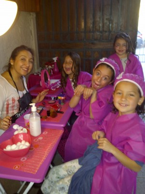 Pompyspa Party Turismo en Chile en Santiago |  Cumplea&Ntilde;os spa a domicilio para ni&Ntilde;as y mini lolas���, Cumplea&Ntilde;os infantiles, violetta, regalos, juegos inflables, camas e