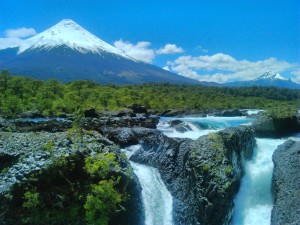Vegoña Turismo en Chile en Puerto Varas |  Tour saltos del petrohué con asado al disco., Petrohue,puerto varas,puerto montt,angelmó,frutillar,chiloé,c. austral