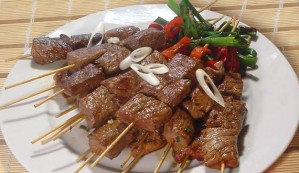 sergio Turismo en Chile en &Ntilde;u&ntilde;oa |  Servicio cocteleria express canape brochetas empanaditas minipizzas, Coctel express fiestas casamientos bautizos 985355494