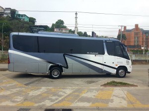 MARCELO PARADA Turismo en Chile en Santiago |  Arriendo de buses minibuses vans full equipo, Capacidad 17-29-30-42-46 asientos