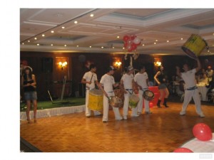 :FIESTA  SHOWS:  Turismo en Chile en Providencia |  :FIESTA SHOWS: ANIMACION EVENTOS BATUCADAS, MULATAS COTILLON, MALABARISTAS, ORGANILLEROS, CHINCHINEROS NOVEDADES PARA LOS TURISTAS Y ARTISTAS 