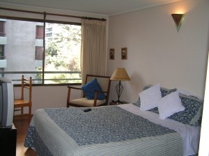 cecilia lira Turismo en Chile en Las Condes |  Arriendo departamento amoblado Las Condes, Departamento amoblado 1 cuadra Escuela Militar