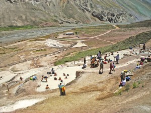 Pedro Luengo Turismo en Chile en Santiago |  TERMAS DE MONTA&Ntilde;A, cerca de Santiago, tour por 1 d&iacute;a