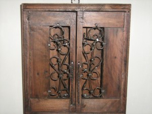 Germ&aacute;n Lagos R. Turismo en Chile en Valpara&iacute;so |  vendo,artesania exclusiva,en madera nativas chilenas y metal,, exclusividades El Boque Embrujado