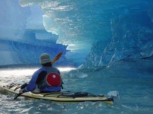 Rolando Toledo Turismo en Chile en Santiago |  Expediciones en kayak de mar a r&iacute;o baker y glaciar san rafael, Aventura en la region de aysen en patagonia - chile