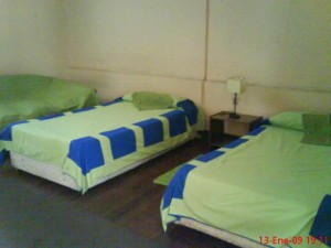  Turismo en Chile en Santiago |  hostal Cousi&ntilde;o, Habitaci&oacute;n todo incluido