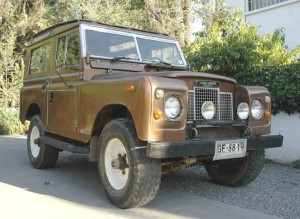 Carlos Turismo en Chile en &Ntilde;u&ntilde;oa |  Jeep land rover santana, diesel, 1980, impecable, todo original, Est&aacute; para subirse y salir a jepear con toda confianza