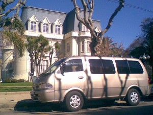 Hector Tour/Transfer Service Turismo en Chile en Santiago |  Traslados de Personas, Transfers Valparaiso, Santiago, Vi&ntilde;a del Mar, Aeropuerto