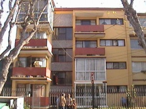  Turismo en Chile en Vi&ntilde;a del Mar |  vende due&ntilde;o vi&ntilde;a 50.000.000  depto casino amplio 3 dormitorios amoblado, excelente ubicacion 3 dormitorios amoblad