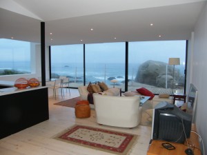 Mónica Pakarati Turismo en Chile en Maitencillo |  Maitencillo casa primera linea, maitencillo, v region chile , La mejor ubicacion en maitencillo   18 septiembre y otros fines de semana