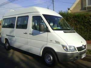 HERNAN ORELLANA     Turismo en Chile en Santiago |  ARRIENDA MINIBUS CON CONDUCTOR, Marca Mercedes Benz, Modelo Sprinter
