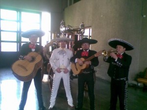 johnny luis Turismo en Chile en La Florida |  serenatas mariachis serenatas para todos sal y tequila, MARIACHIS CHARROS SERENATAS EXPRESS