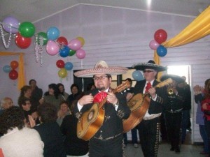 johnny luis Turismo en Chile en Pudahuel |  sal y tequila mariachis viva mexico, MARIACHIS EN CHILE MARIACHIS SAL Y TEQUILA
