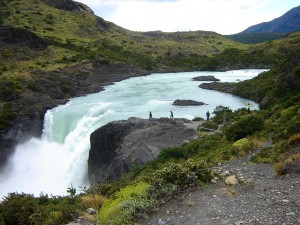  Turismo en Chile en Puerto Natales |  TRANSPORTE DE TURISMO DESDE Y HACIA TORRES DEL PAINE, BUSES REGULARES PUNTA ARENAS / PUERTO NATALES / TORRES DEL PAINE