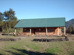 Ed  Turismo en Chile en Villarrica |  casa de troncos, cabanas