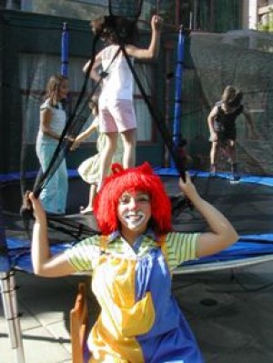 Alfa Eventos Cumplea&ntilde;os Turismo en Chile en La Reina |  Payasitas Lazy Town Sportacus T&iacute;teres Magos 7698152 Celebramos Fiestas Navide&ntilde;as, Camas El&aacute;sticas Toboganes Castillos Barney Minnie Mickey Mesas  y Sillas.