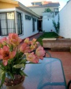 Ninfa Rojas Turismo en Chile en Vi&ntilde;a del Mar |  B&B Casa del Sol, Ambiente tranquilo y acogedor