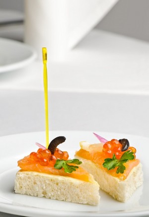 Teresa Sandoval Turismo en Chile en Santiago |  SERVICIOS INTEGRALES DE COCKTELERIA, EMPANADAS Y CHOCOLATERIA., COCKTELER&Iacute;A SALADA Y DULCE .