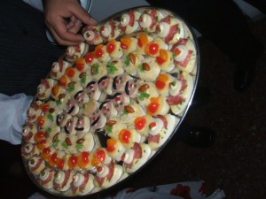 BANQUETERIA DOMICILIO Turismo en Chile en Santiago |  Banqueteria Domicilio Ofrecemos a $8.500 Menus Elegantes y Contundentes, NOS CARACTERIZAMOS POR ENTREGAR CALIDAD EN NUESTROS SERVICIOS 