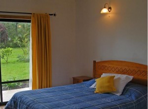 TERONGO LODGE Turismo en Chile en Isla de Pascua |  Habitaciones para ECLIPSE SOLAR, Espacios disponibles para eclipse solar del 11 de julio en Isla de Pascua