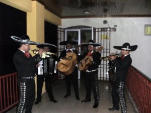 johnny luis Turismo en Chile en Santiago |  charros 4 x $ 50.000. sal y tequila serenatas mariachis, SAL Y  TEQUILA 100% SERENATAS  A DOMICILIO  4 X  $ 50.000. 7-6260519