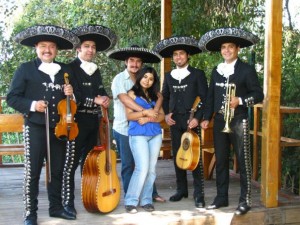 Mariachi chile mexico Turismo en Chile en Recoleta |  Serenata en la puerta de su casa 02-7279788, Mariachis a domicilio