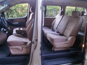 Hern&aacute;n Barriga Turismo en Chile en Pe&ntilde;alol&eacute;n |  TRANSFER AEROPUERTO - VI&Ntilde;A - QUILPUE - VILLA ALEMANA - LIMACHE - TARIFAS   , Transporte Privado Exclusivo - Capacidad 7 y 10 Pasajeros - Van Nuevas