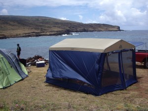 elena delgado Turismo en Chile en Isla de Pascua |  trekking y camping en isla de pascua, cinco dias de caminatas acampando en la isla