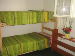  Turismo en Chile en Providencia |  ARRIENDO DE HABITACION TRIPLE EN HOSTAL DE PROVIDENCIA, Hab. Individuales, Compartidas,Triples y Matrimoniales