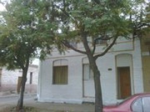  Turismo en Chile en Santiago |  130.000 dos ambientes en primer piso protecciones, miguel leon prado-carmen