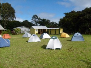 Victoriano Jaque Medina Turismo en Chile en Isla de Pascua |  Camping tipanie moana - isla de pascua - easter island - rapanui, Alojamiento econ&ograve;nmico, camping completamente equipado.
