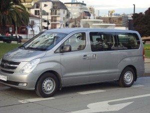 JULIO GONZALEZ Turismo en Chile en Vi&ntilde;a del Mar |  SERVICIO DE TRANSPORTE DE PERSONAS, TRANSPORTE DE PERSONAS EN MINIBUS HYUNDAI H1 2011 FULL EQUIPO