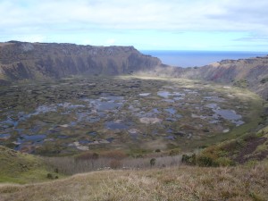 Claudia Turismo en Chile en Isla de Pascua |  Isla de Pascua* TOUR AVENTURA, Conoce Isla de Pascua con ojos Rapa Nui