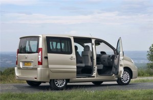 Cristi&aacute;n Garcia Turismo en Chile en Santiago |  TRASLADOS PARA MATRIMONIO Y EVENTOS ESPECIALES, SERVICIOS PARA MATRIMONIO Y EVENTOS VARIOS